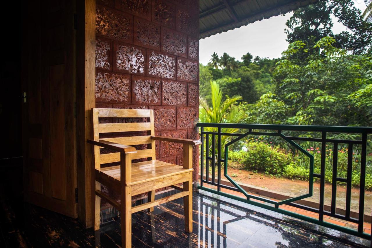 Hôtel Stone Hills à Kannur Extérieur photo