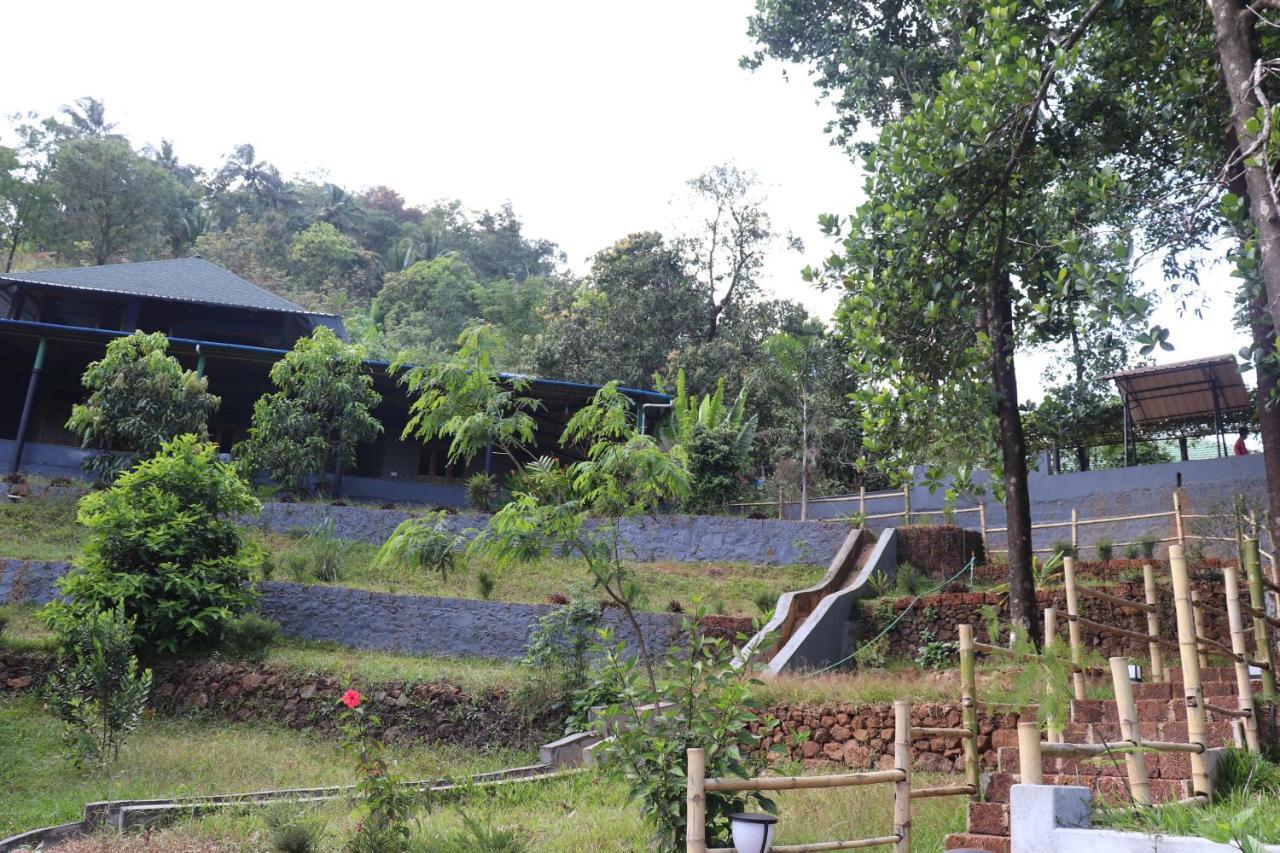 Hôtel Stone Hills à Kannur Extérieur photo