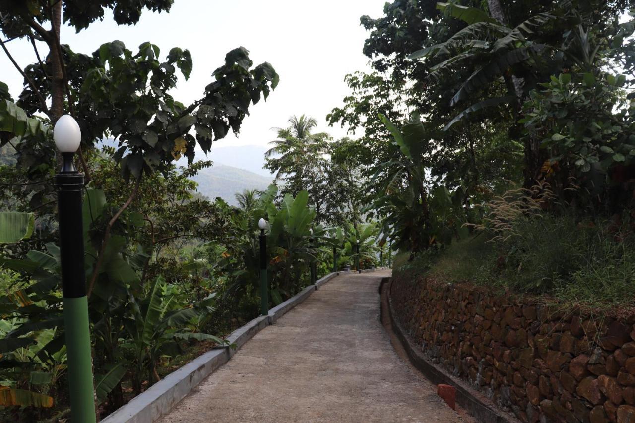 Hôtel Stone Hills à Kannur Extérieur photo