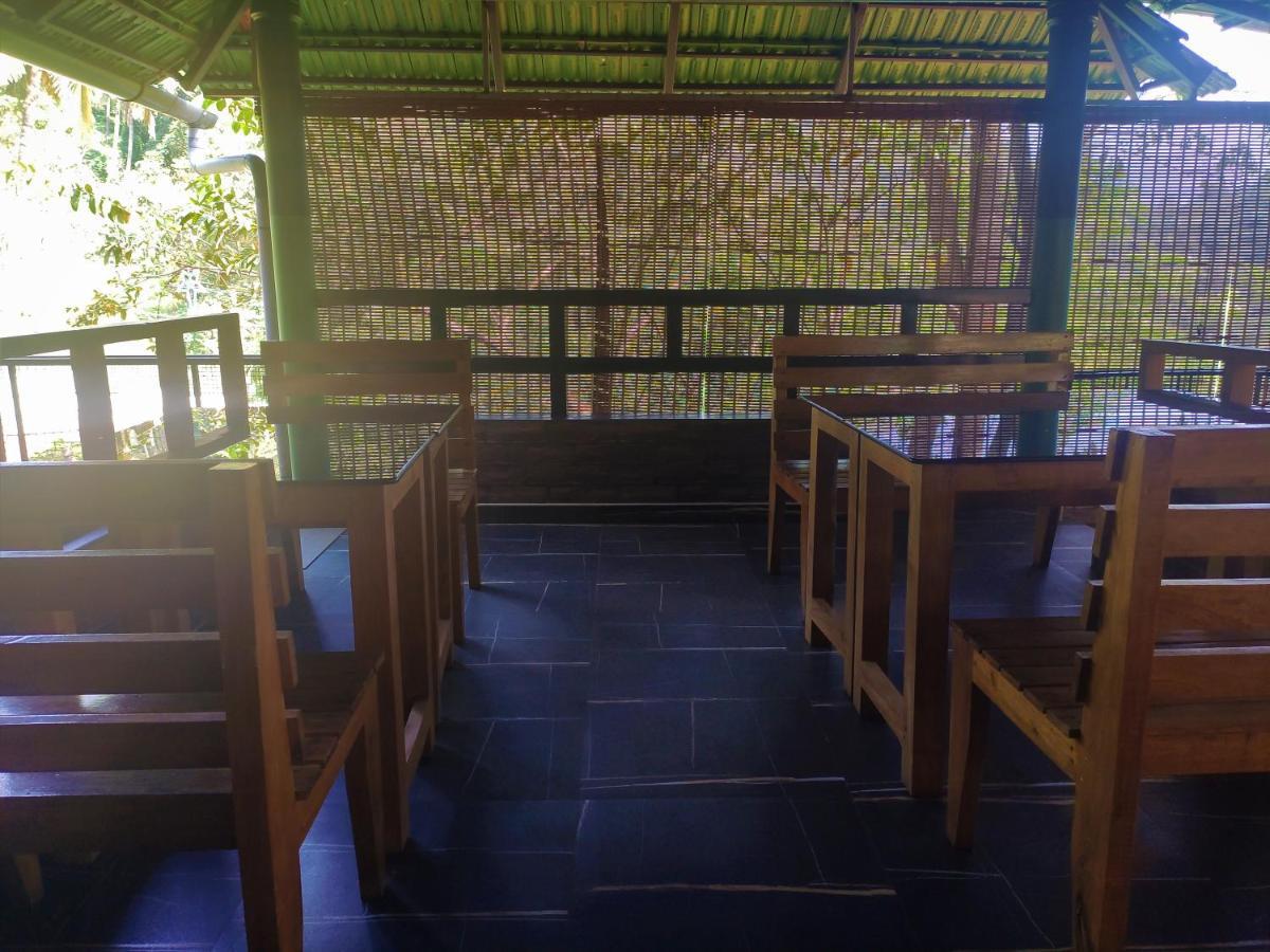 Hôtel Stone Hills à Kannur Extérieur photo