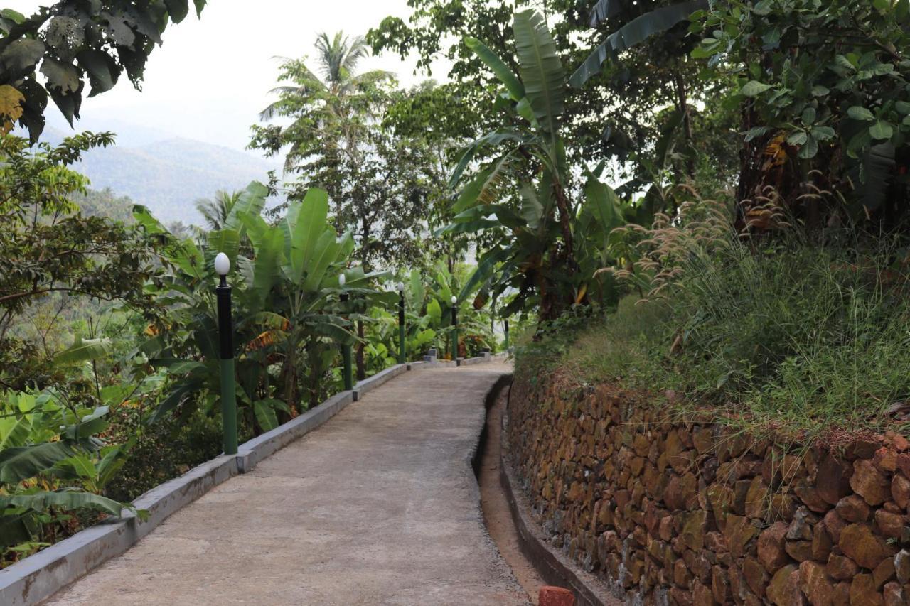 Hôtel Stone Hills à Kannur Extérieur photo