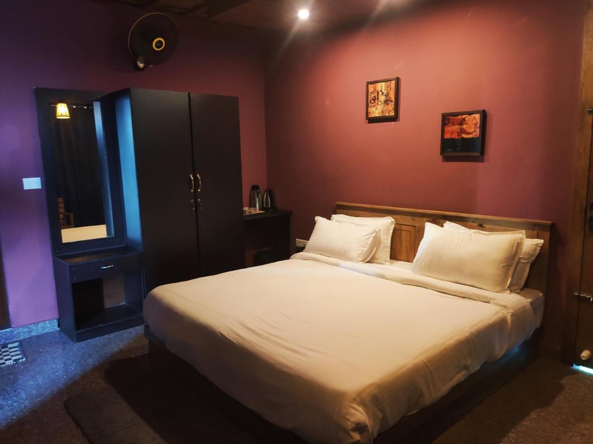 Hôtel Stone Hills à Kannur Extérieur photo