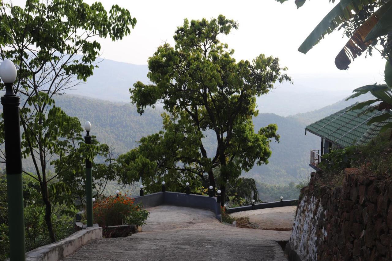 Hôtel Stone Hills à Kannur Extérieur photo